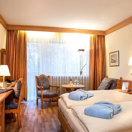 Quellenhof Hotel 4*